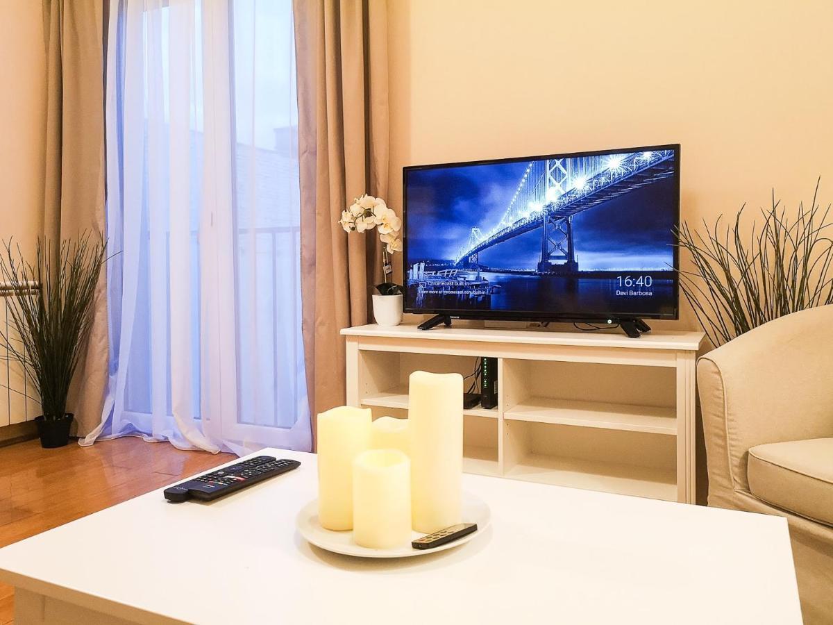 Filinhome Papa Suite 3 Novi Sad Ngoại thất bức ảnh
