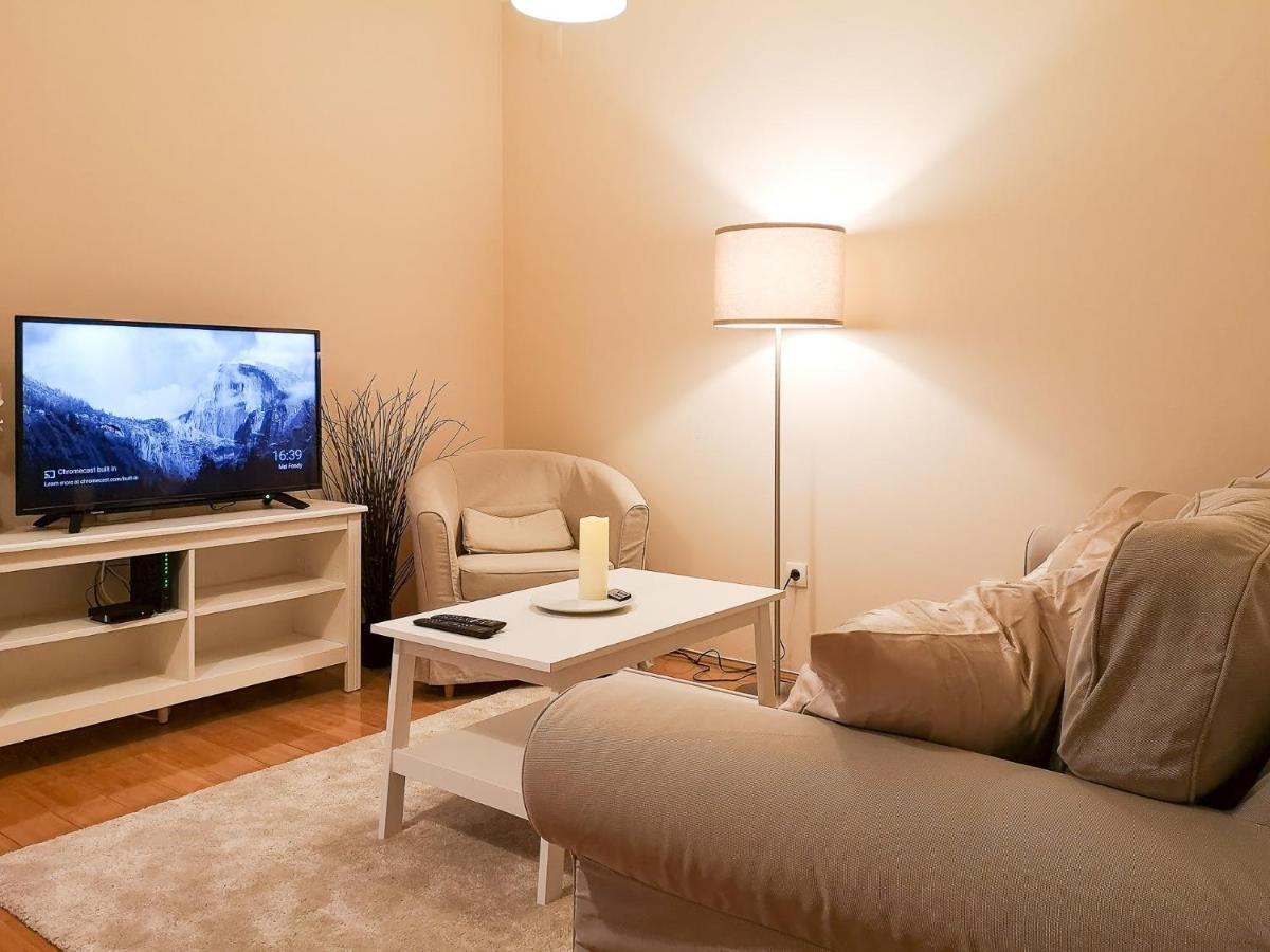 Filinhome Papa Suite 3 Novi Sad Ngoại thất bức ảnh