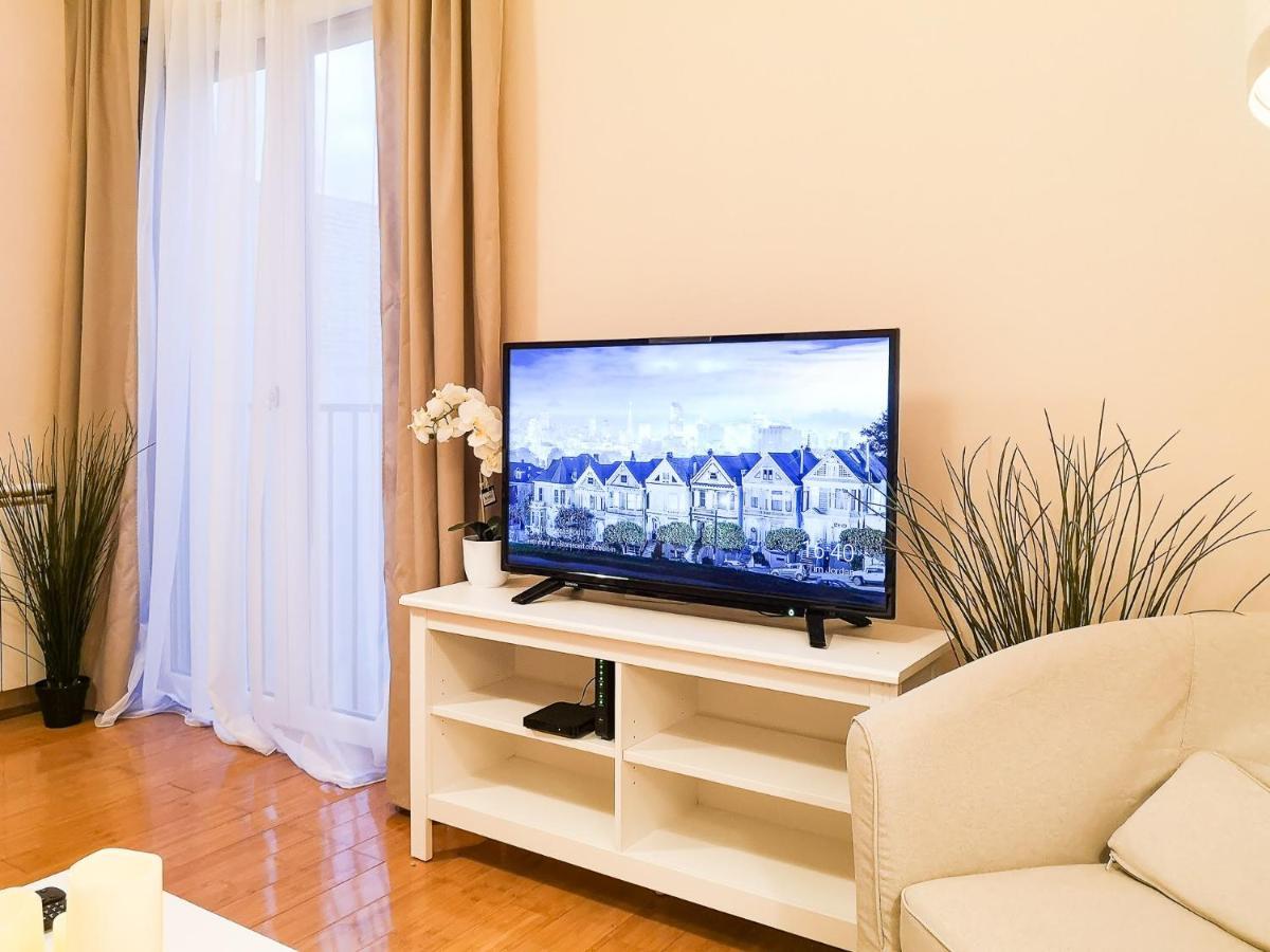 Filinhome Papa Suite 3 Novi Sad Ngoại thất bức ảnh