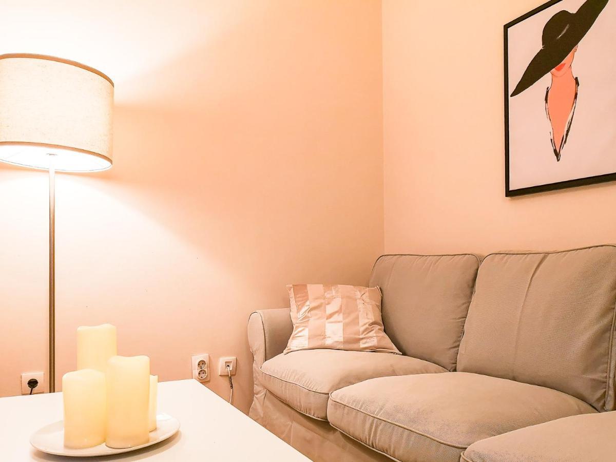 Filinhome Papa Suite 3 Novi Sad Ngoại thất bức ảnh